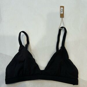 SKIMS Black Onyx triangle stretch jersey bra medium women’s essential new w tags